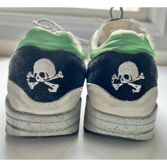 NIKE mens sz 9.5 Air Max 1 Classic Skull Pack 2008 Green Barley Gray GUC - Picture 4 of 7